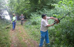 Conteville (Eure) Entretien des chemins de randonnée